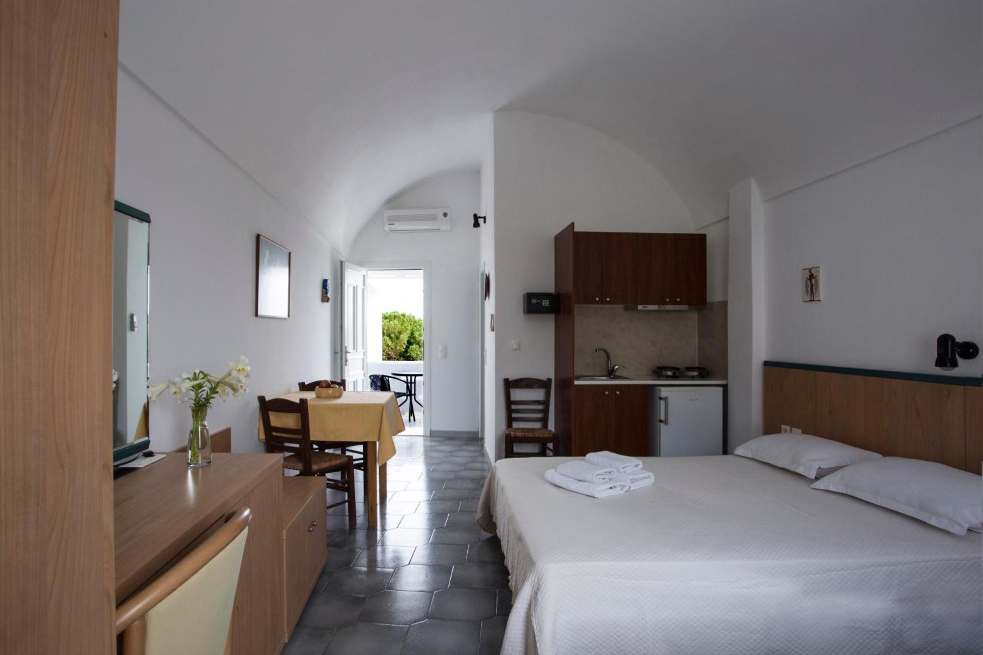 Sun -Rise Apartment Perissa  Exterior foto